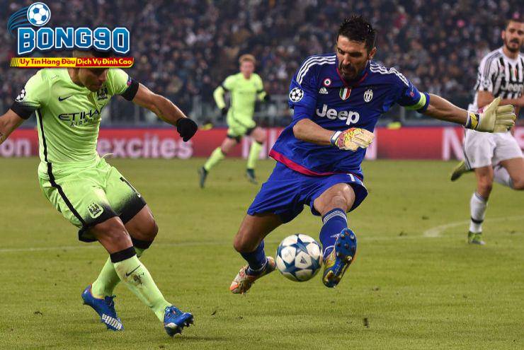 Man City đấu với Juventus