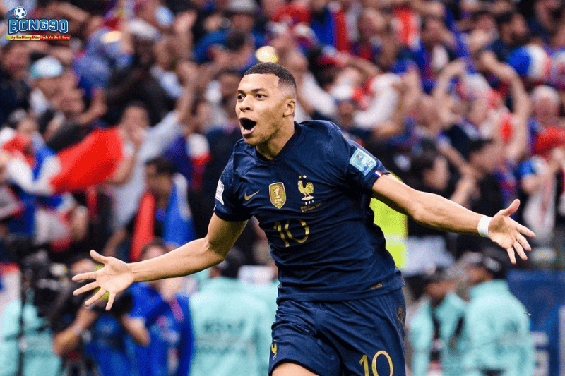 Kylian Mbappé (Pháp)